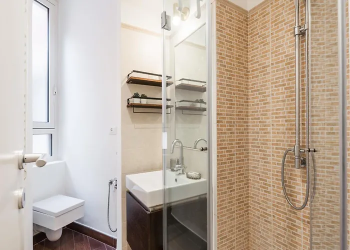The Rent -cozy Two Bedroom Near Vatican Apartment *